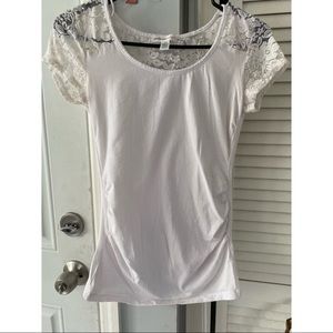 White maternity shirt